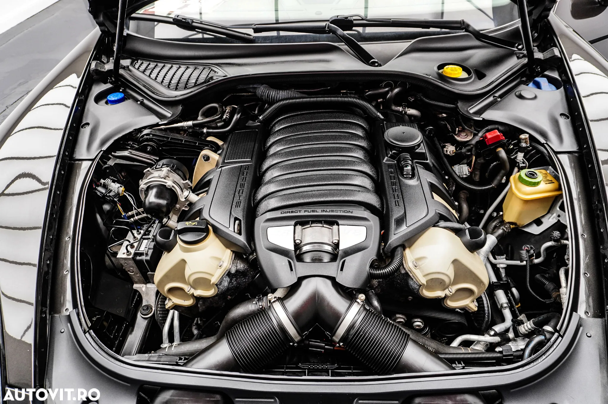 Porsche Panamera 4S PDK - 26