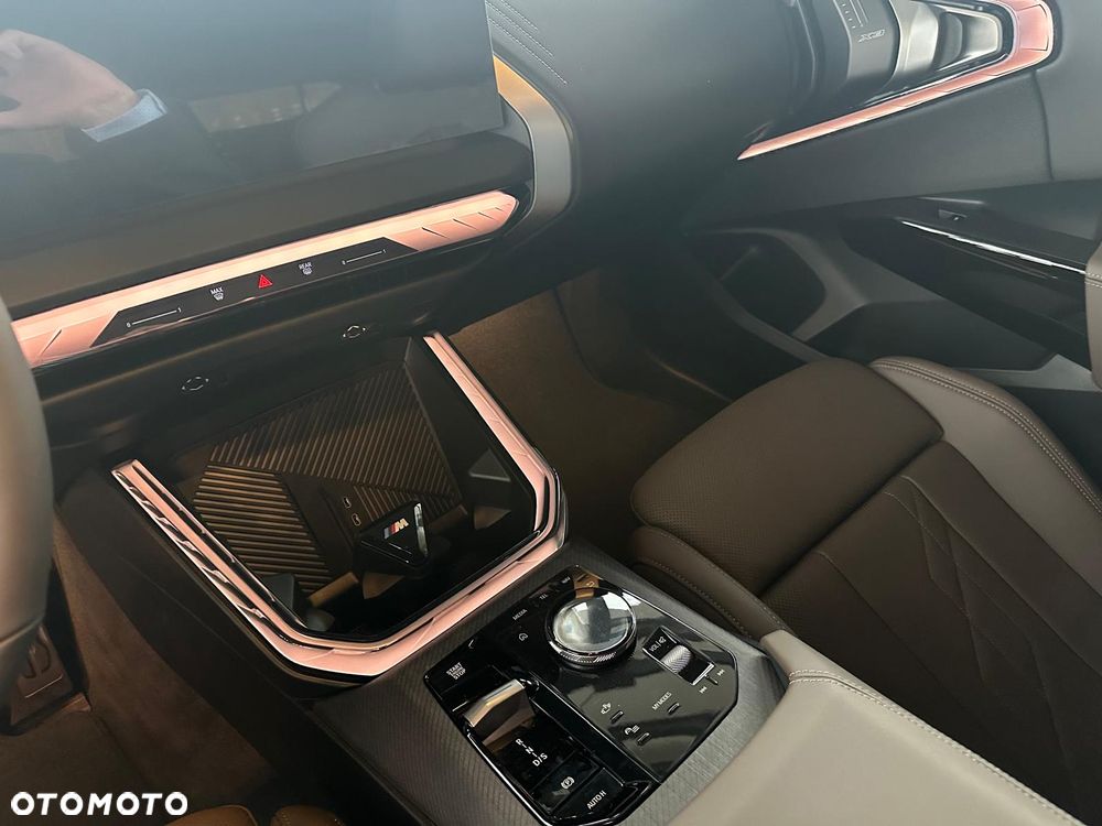 BMW X3 xDrive20i mHEV - 17