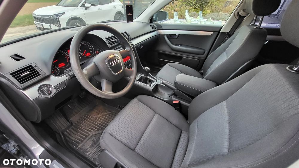 Audi A4 Avant 1.8 T - 10