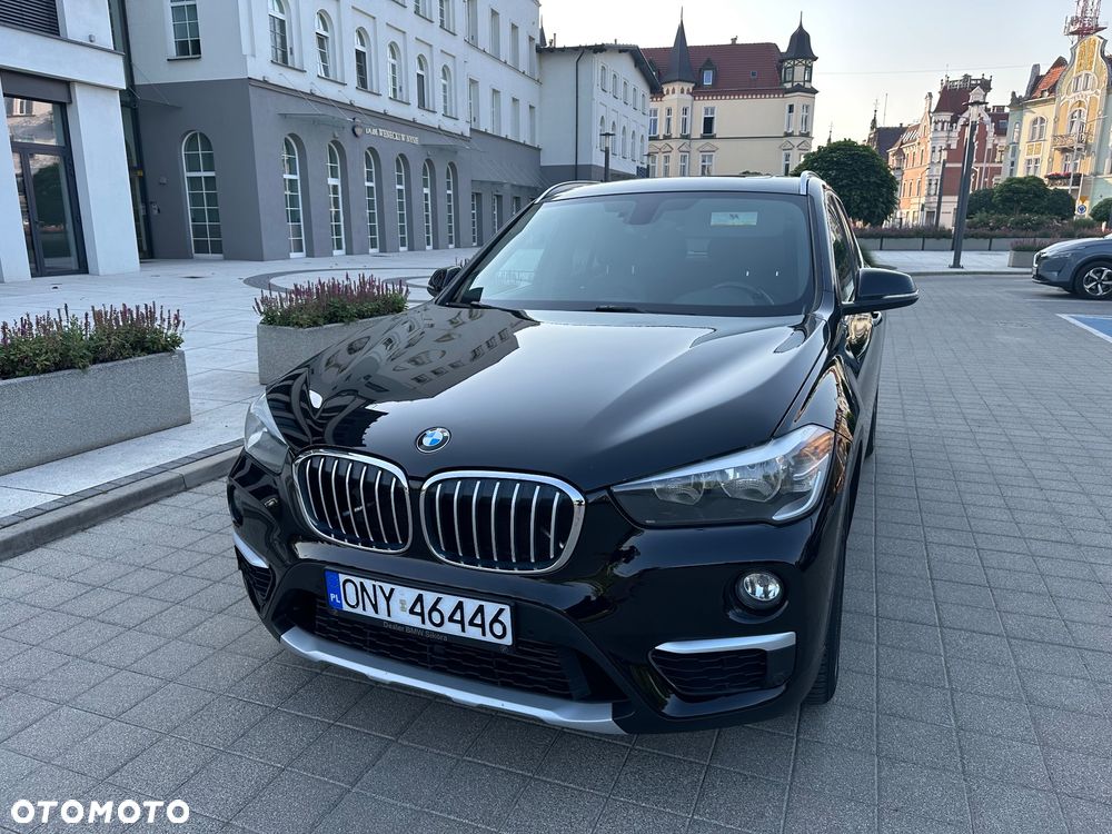 BMW X1 xDrive25i Advantage - 4