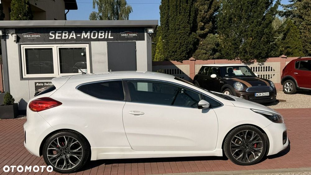Kia Ceed - 6