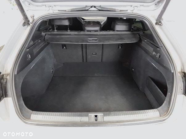 Volkswagen Arteon 2.0 TDI 4Motion R-Line DSG - 9