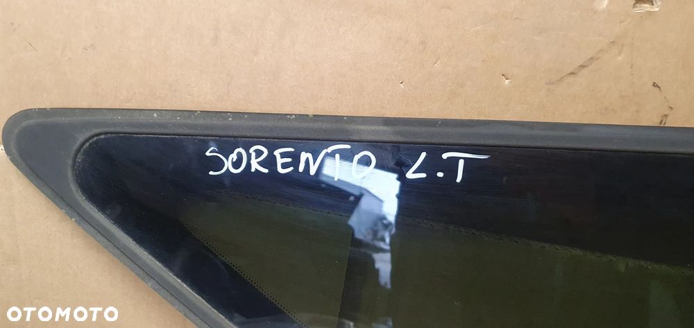 Szyba lewy tył tylna lewa Kia Sorento I AS3 - 5