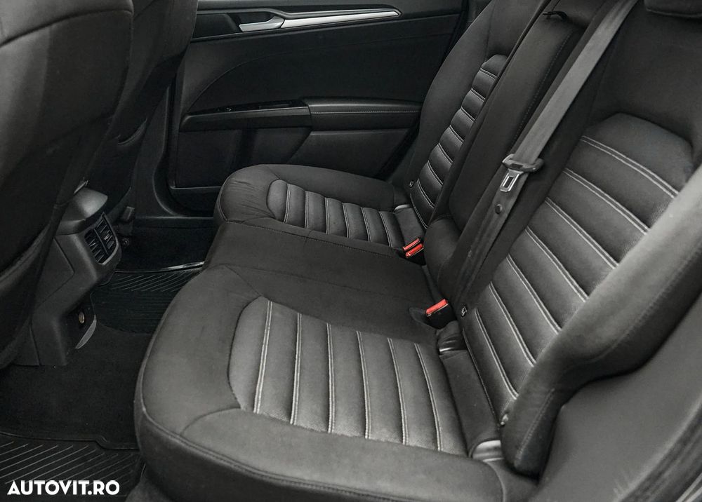 Ford Mondeo 2.0 TDCi Powershift Business - 16