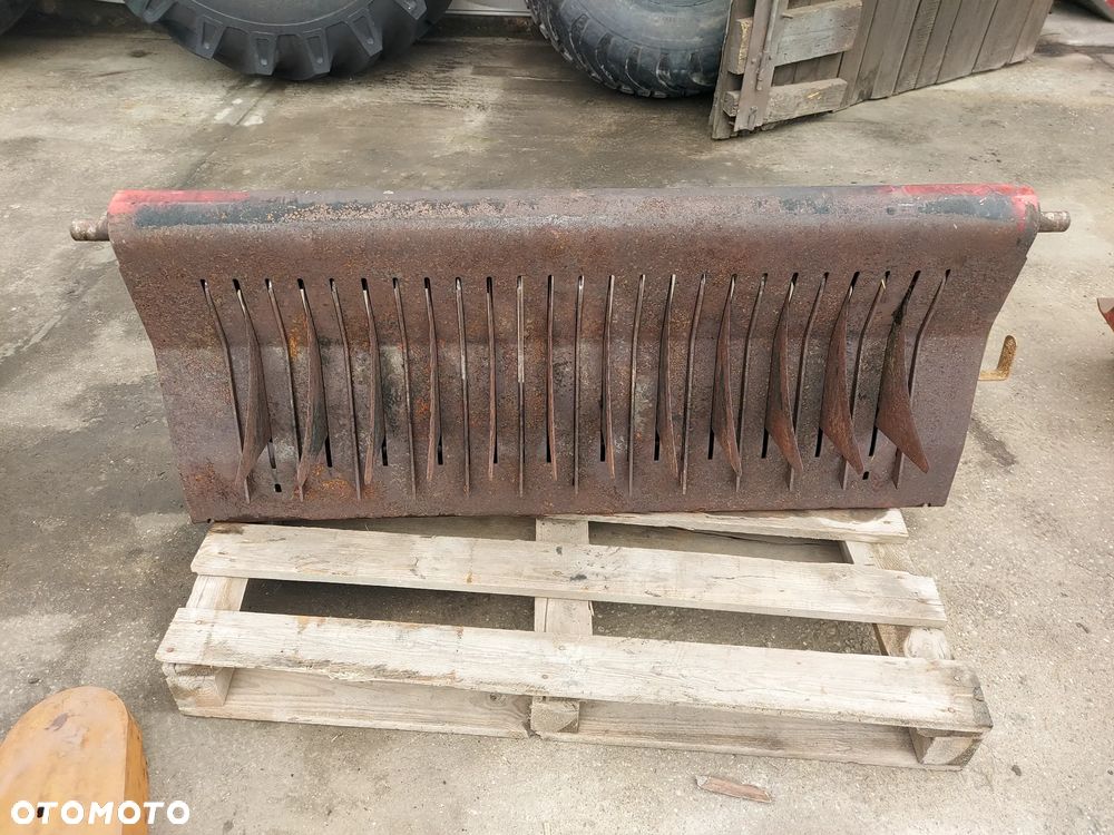 Podłoga z nożami płyta nośna 25 noży 1729.55.25.03 prasa Lely Welger RP545 - 2