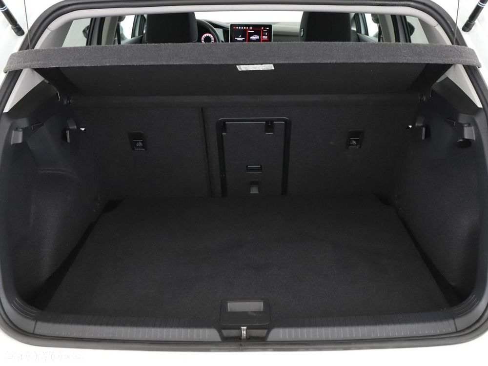 Volkswagen Golf 1.5 TSI Life - 21