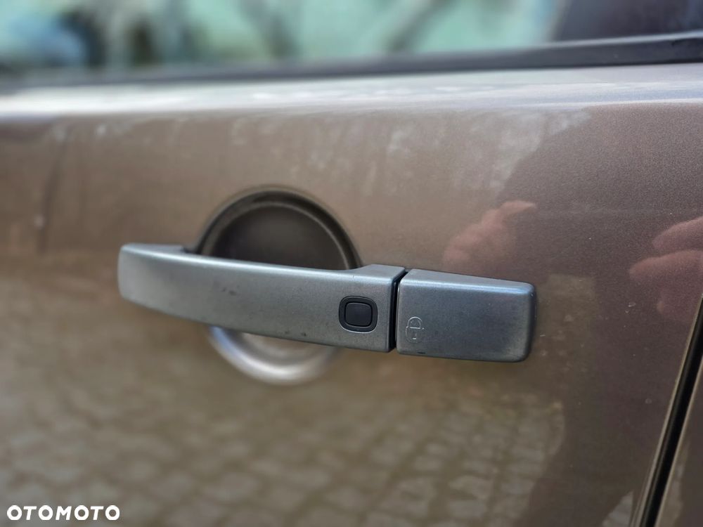 Land Rover Discovery 3.0 TD V6 HSE - 17