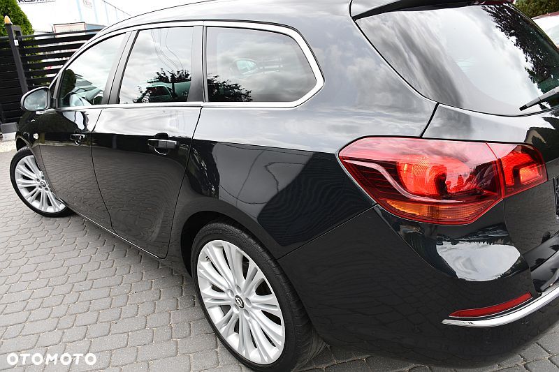 Opel Astra 1.4 T Cosmo - 30