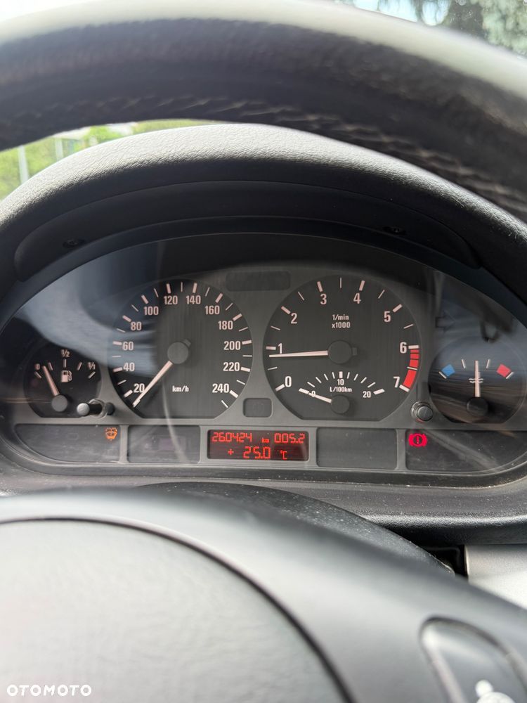 BMW Seria 3 318ti - 29