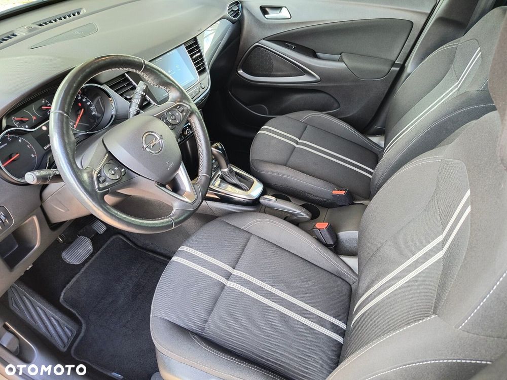 Opel Crossland - 11