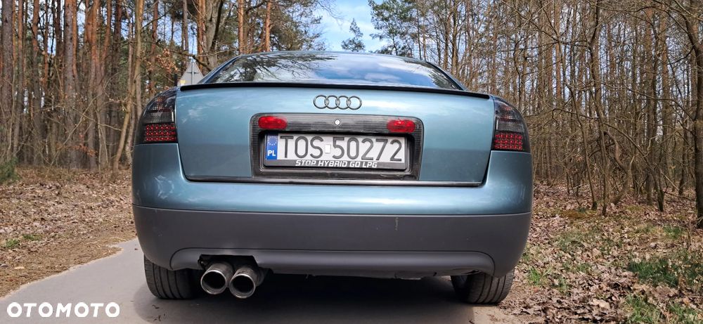 Audi A6 Limousine 2.4 - 7