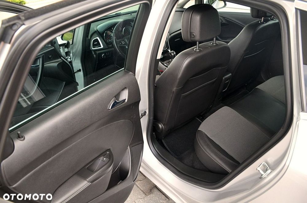 Opel Astra - 14