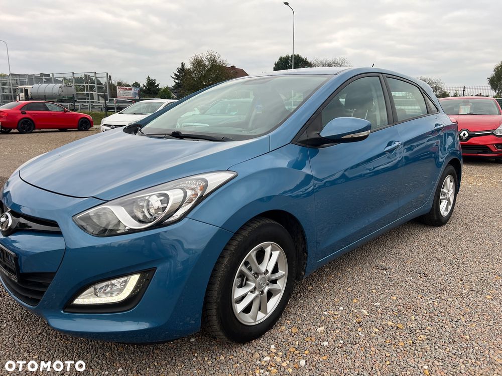 Hyundai i30 1.4 Intro Edition - 14