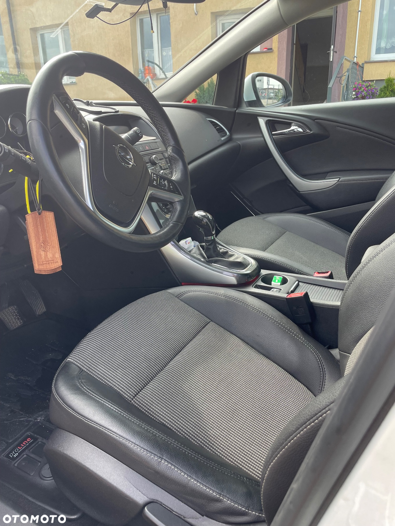 Opel Astra 1.4 Turbo Cosmo - 16