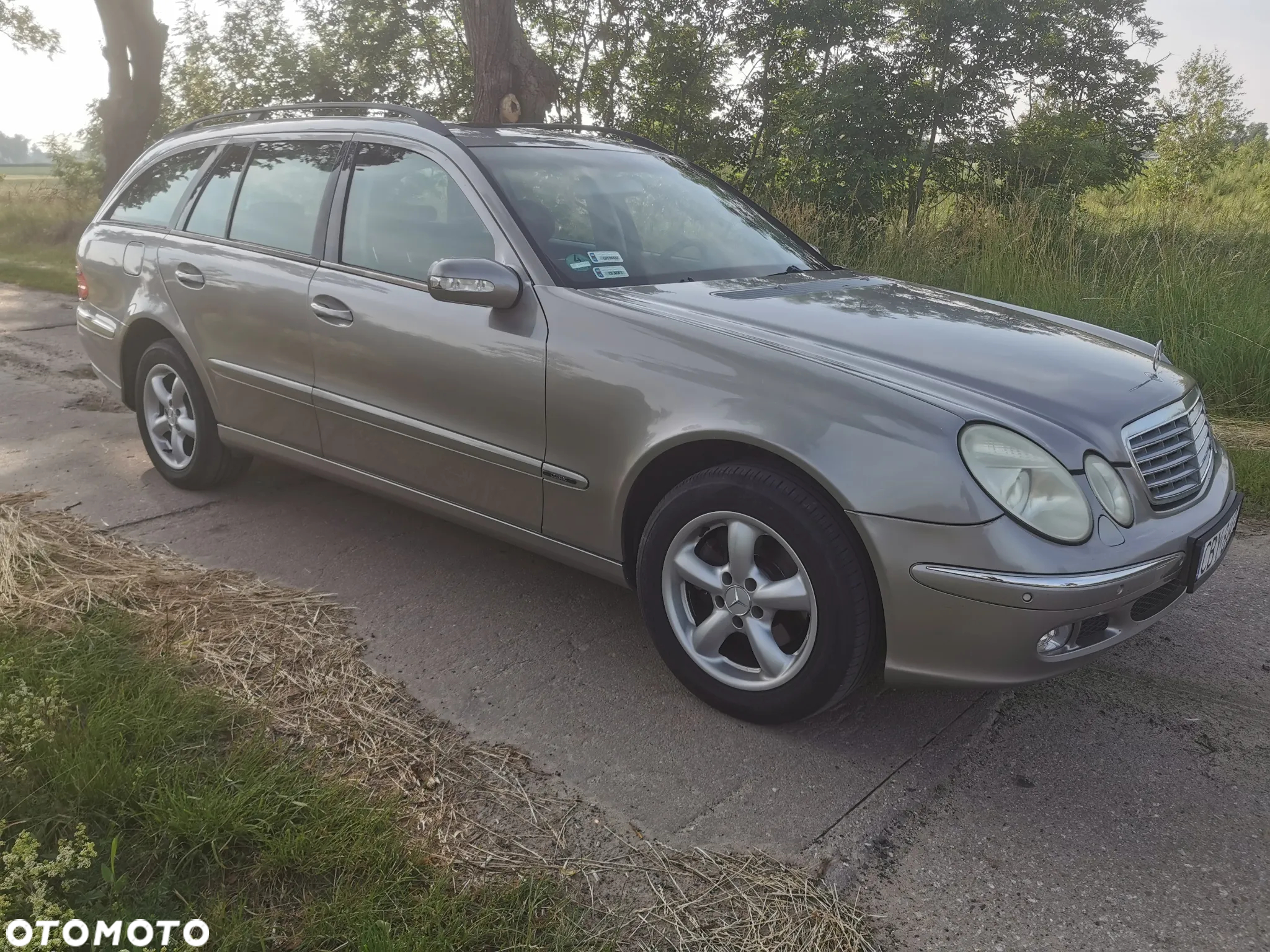 Mercedes-Benz Klasa E - 9