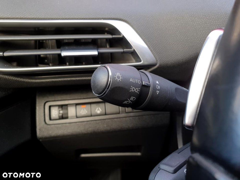 Peugeot 3008 - 16