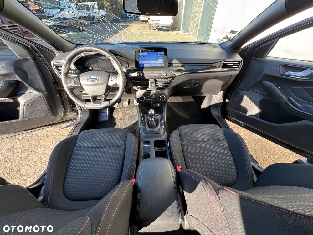 Ford Focus - 6