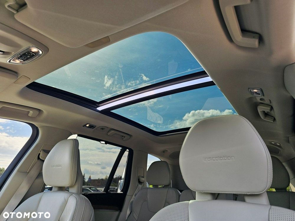 Volvo XC 90 - 40