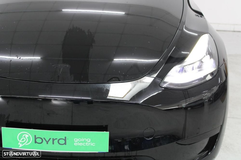 Tesla Model Y Standard - 5