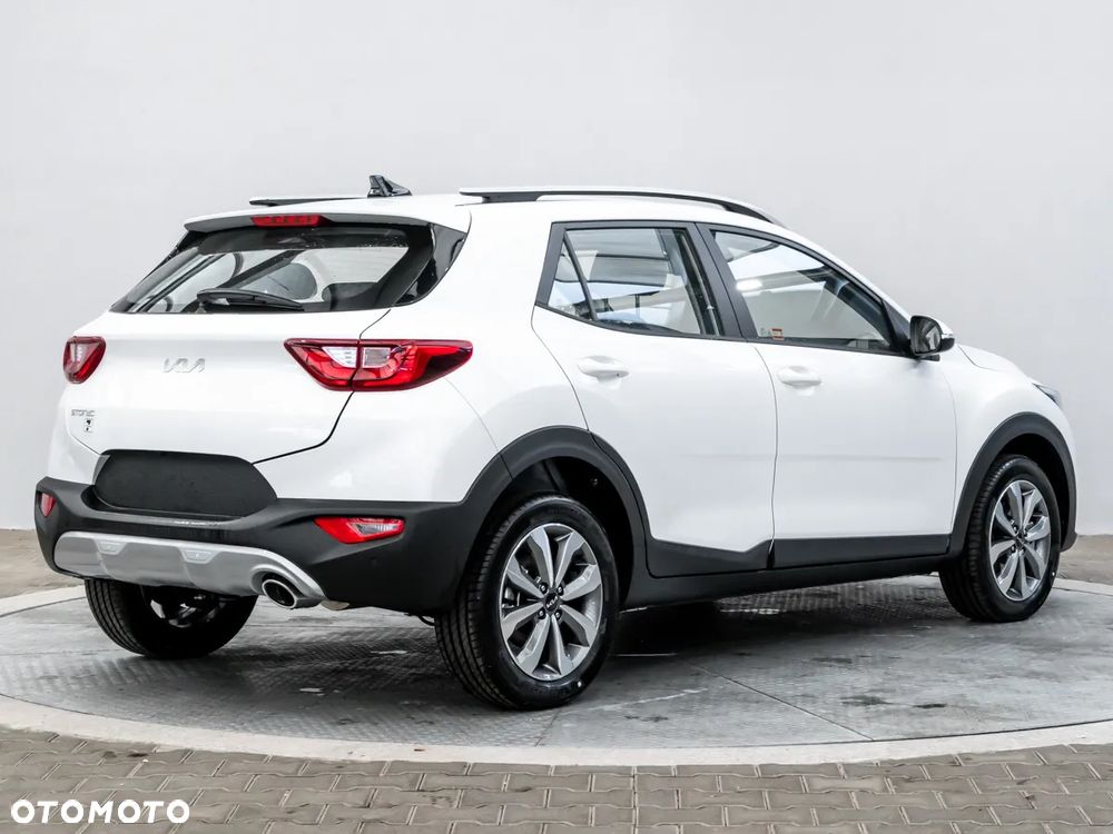 Kia Stonic 1.2 L - 6