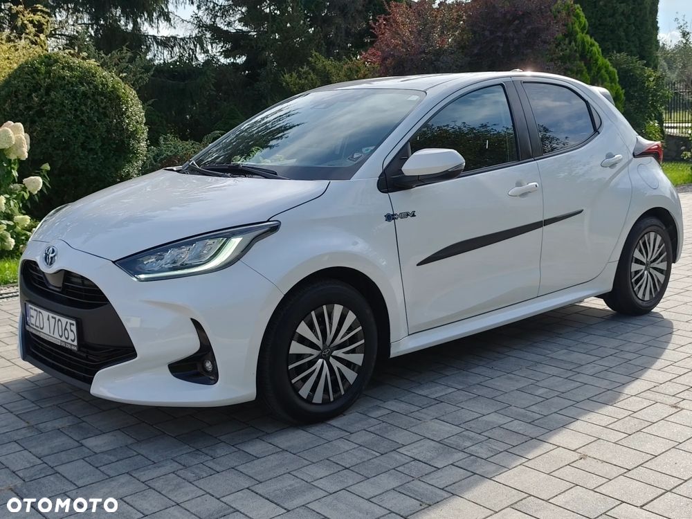 Toyota Yaris Hybrid 1.5 Premiere Edition - 10