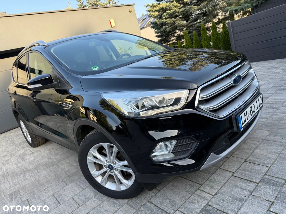 Ford Kuga 1.5 EcoBoost 2x4 Titanium - 2