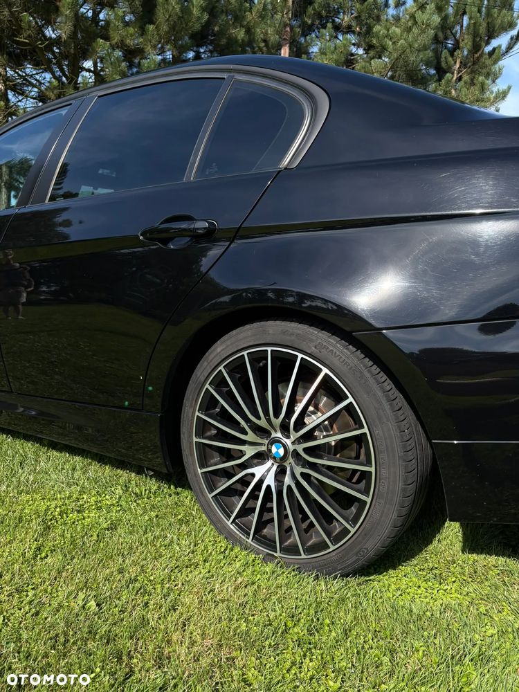 BMW Seria 3 320d - 27