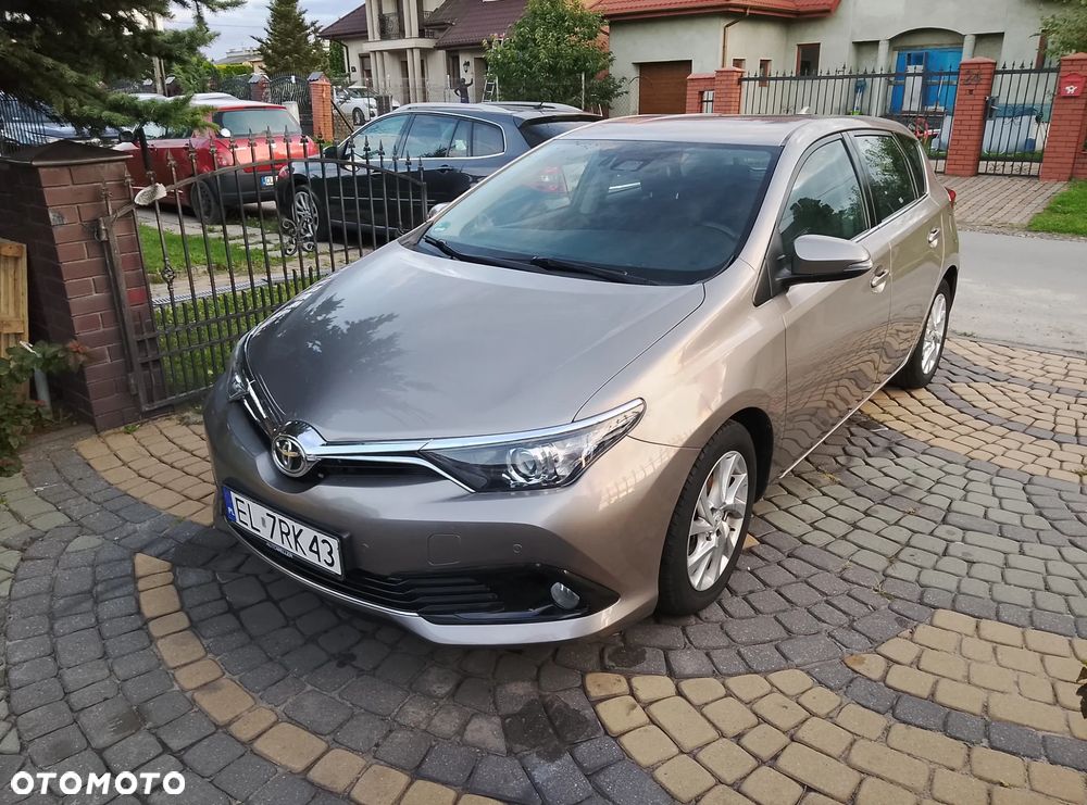 Toyota Auris 1.6 D-4D Executive - 2