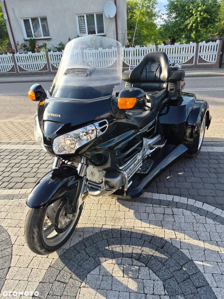 Honda GL - 6