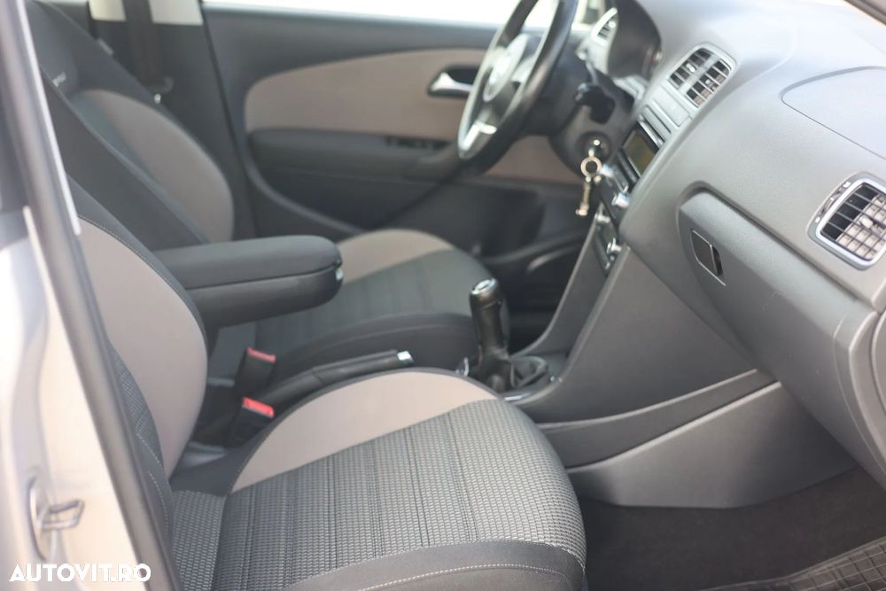 Volkswagen Polo 1.2 TSI Cross - 21