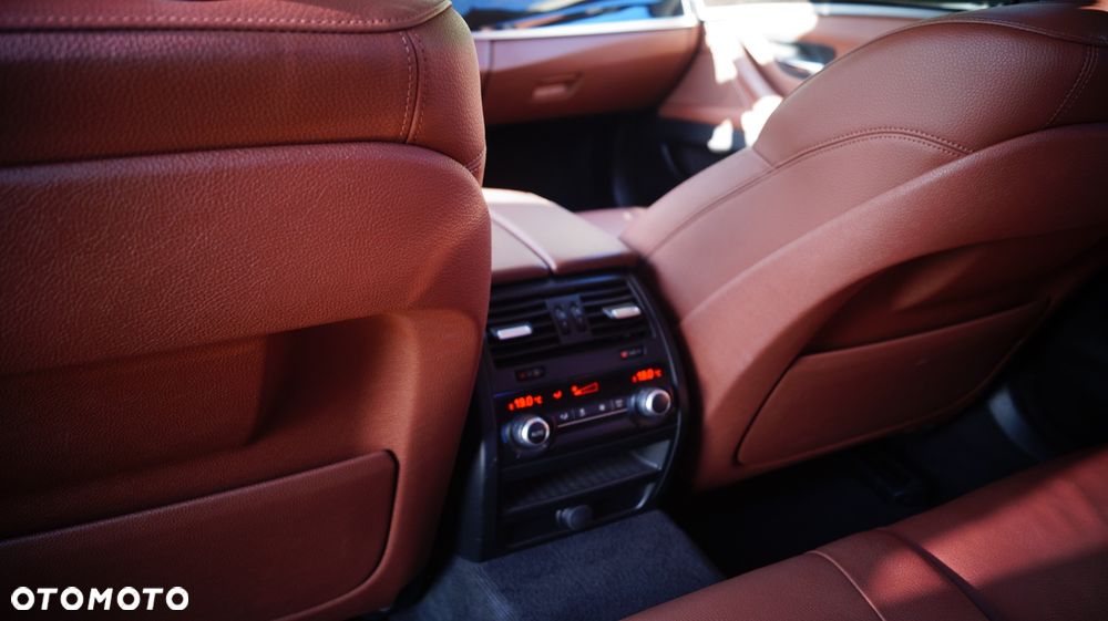 BMW Seria 5 520d - 7