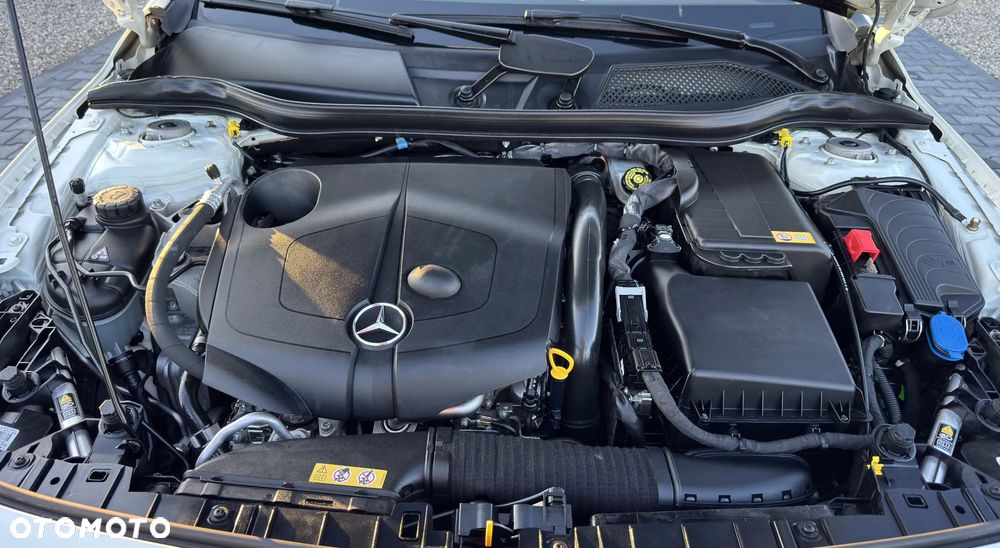 Mercedes-Benz GLA 2015