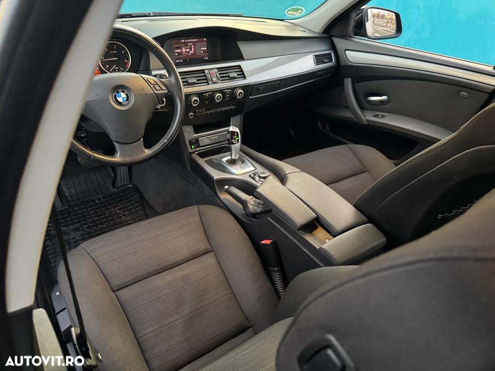 BMW Seria 5 520d Aut. Edition Lifestyle - 35