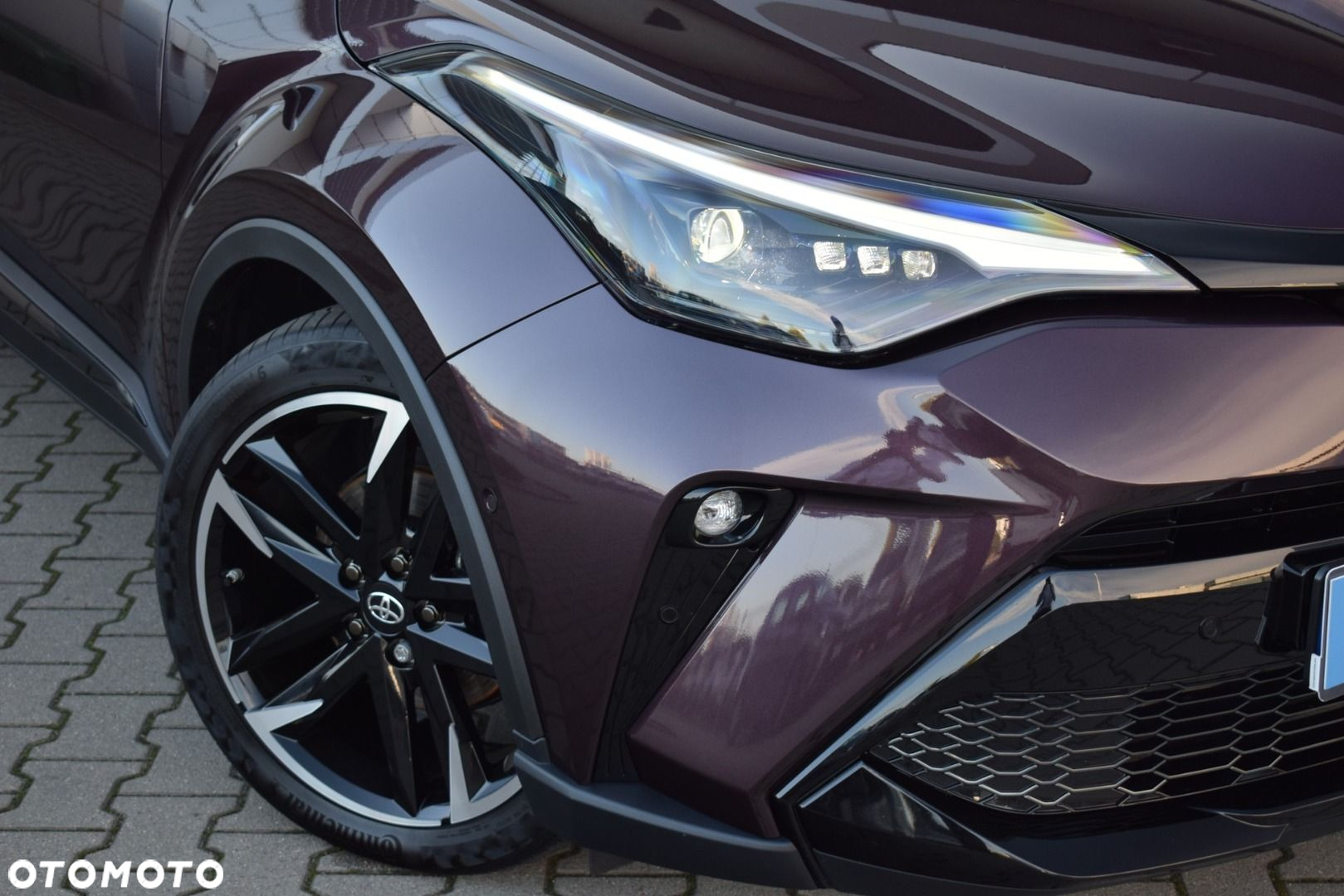 Toyota C-HR - 11