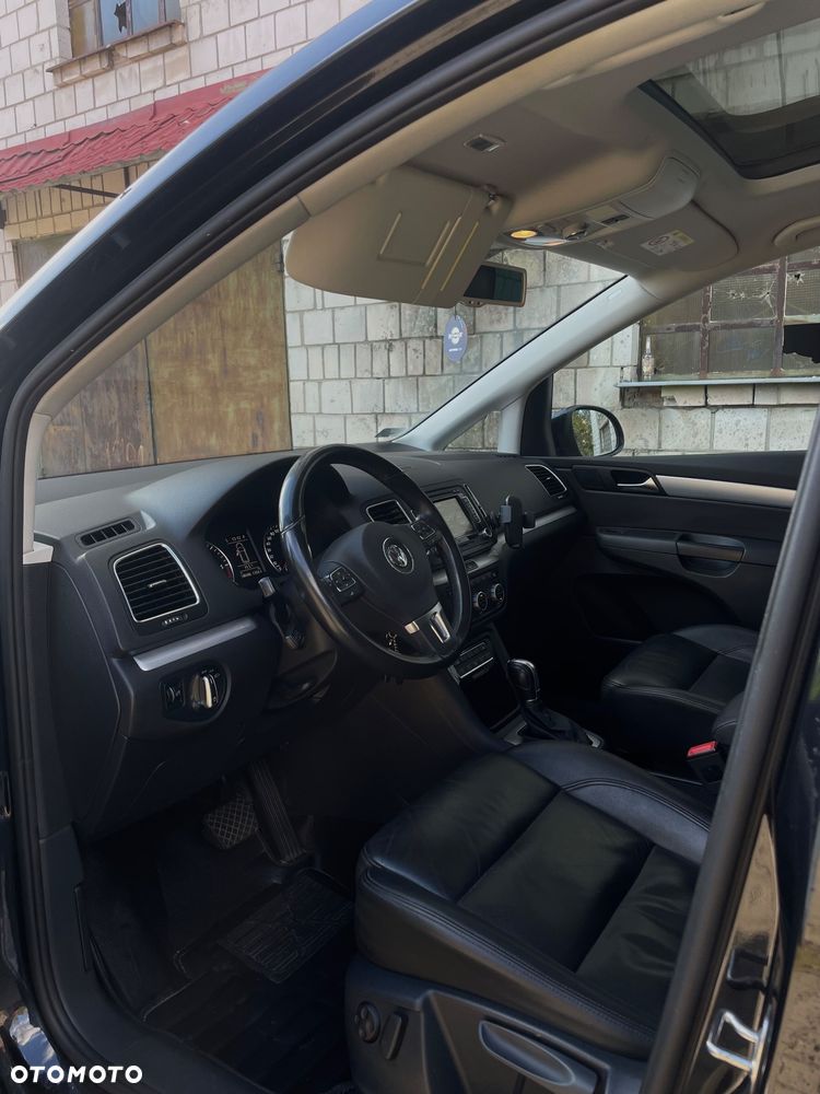 Volkswagen Sharan 2.0 TDI Highline DSG - 9