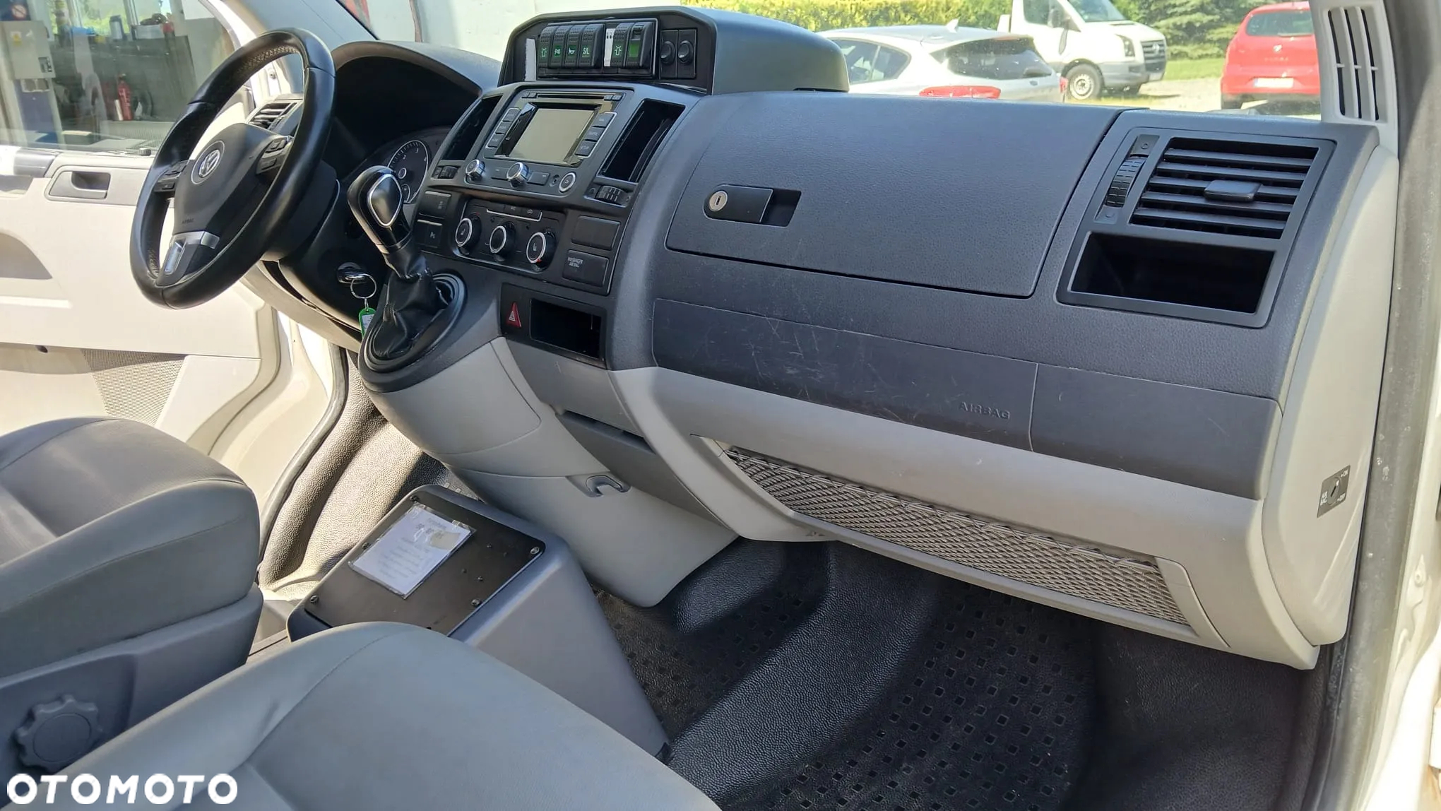 Volkswagen T5 - 11