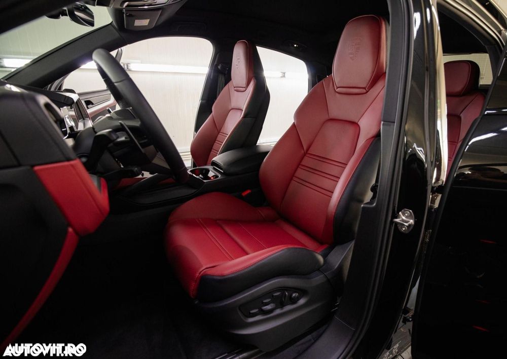 Porsche Cayenne Coupe - 12