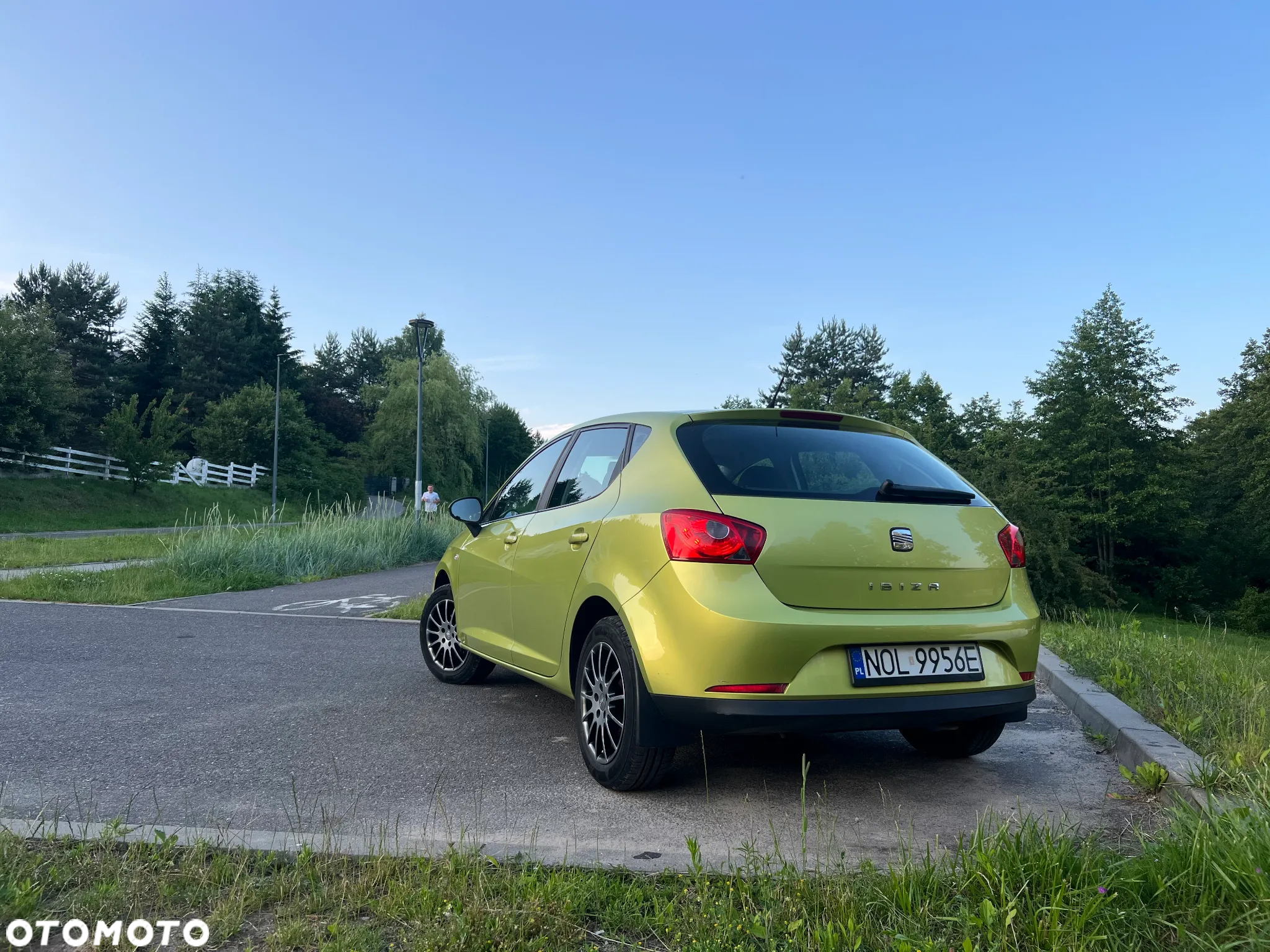 Seat Ibiza 1.4 16V Reference - 8