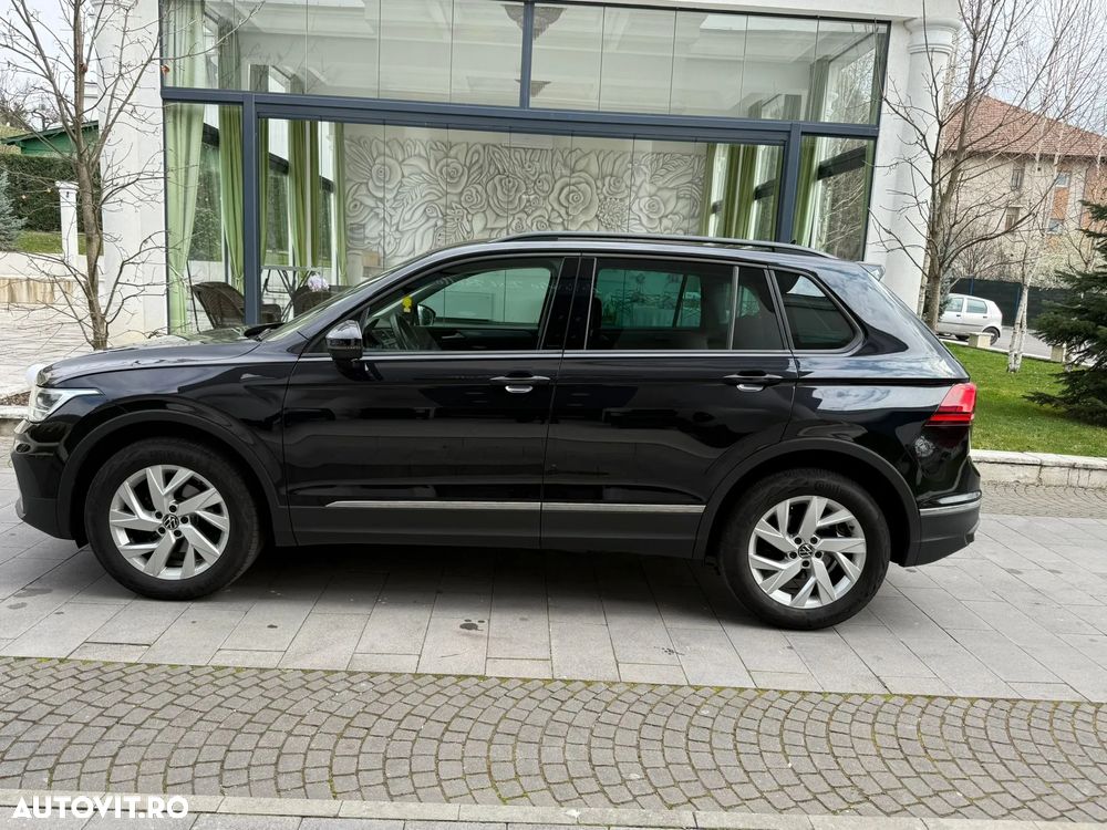 Volkswagen Tiguan 2.0 TDI SCR 4MOTION DSG Elegance - 22