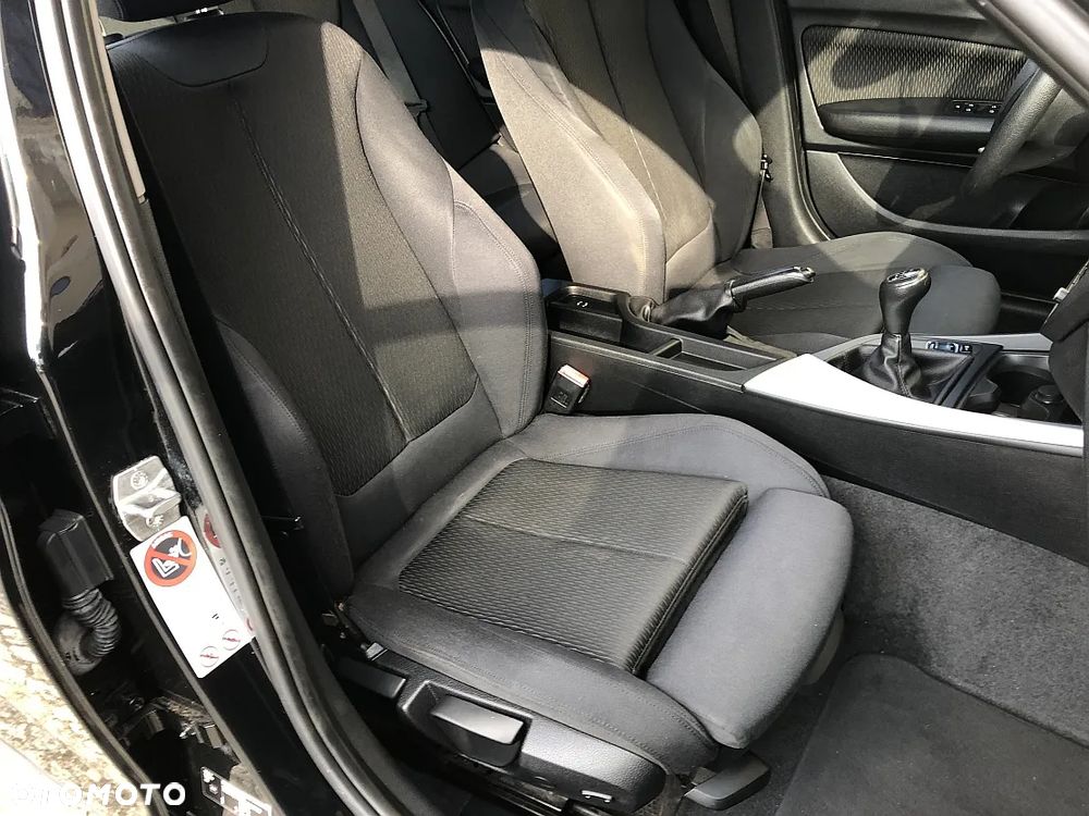 BMW Seria 1 118d DPF Edition Lifestyle - 28