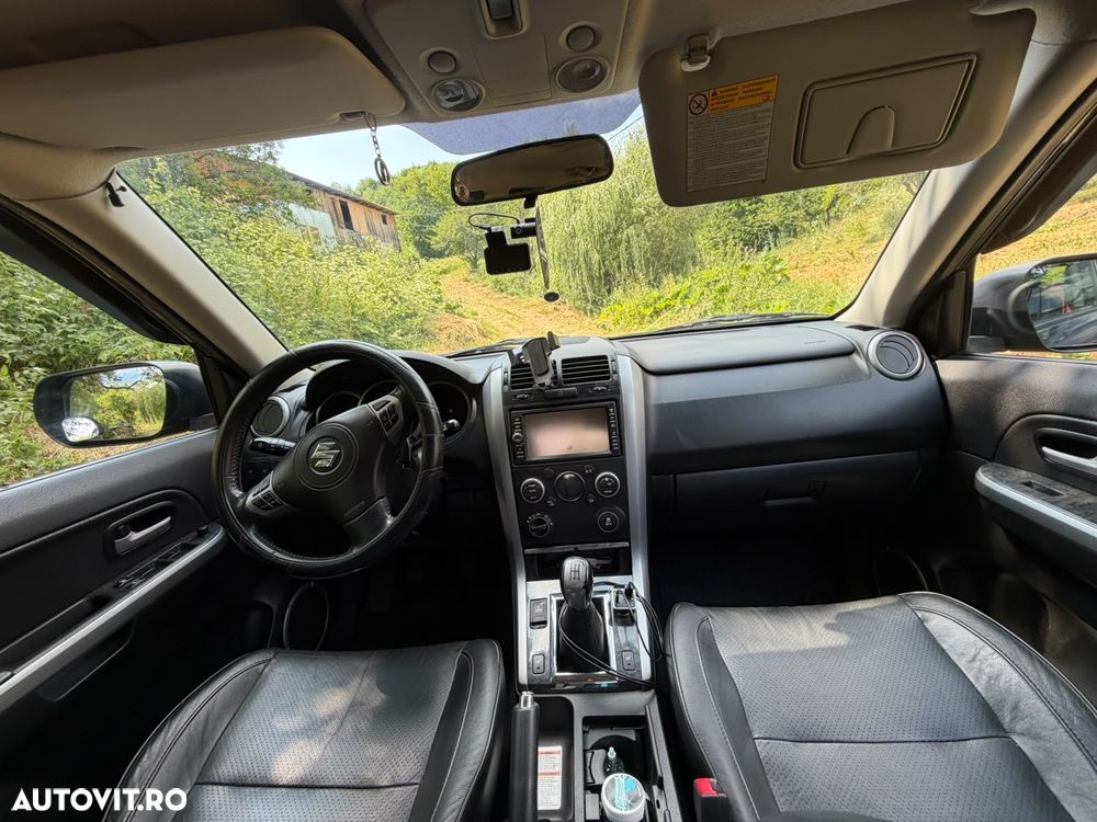 Suzuki Grand Vitara 1.9 DDIS JLX - 3