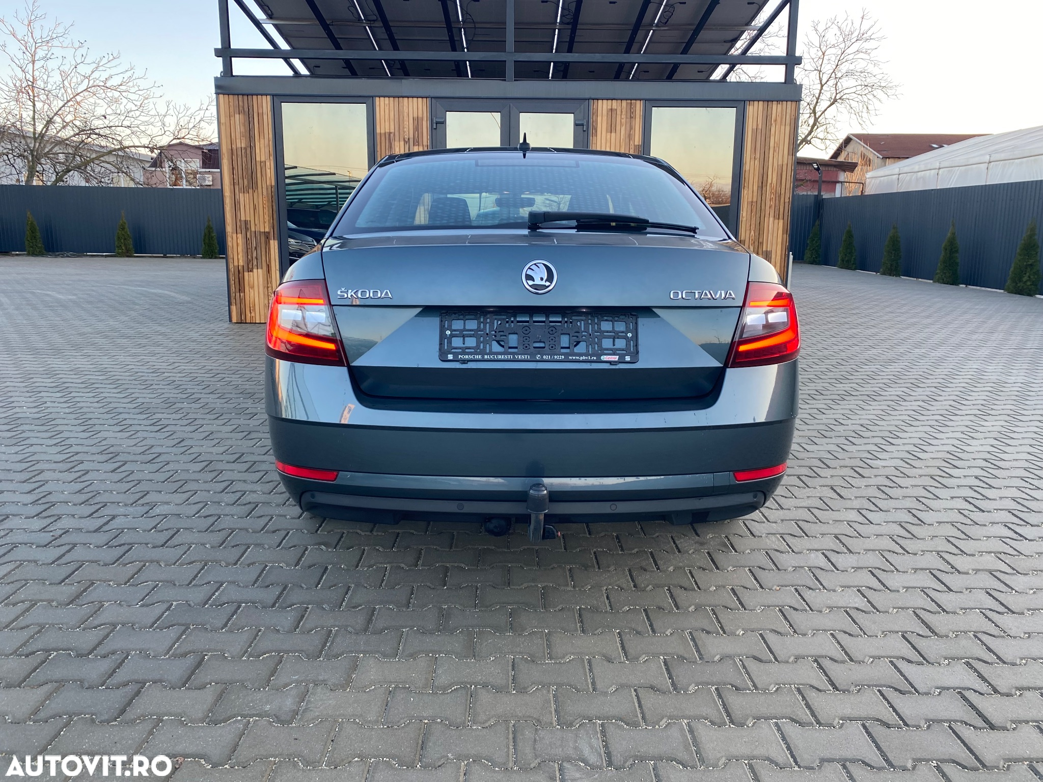Skoda Octavia 2.0 TDI DSG Ambition - 7