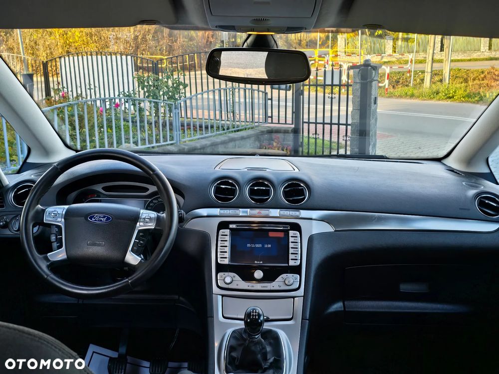 Ford S-Max 2.0 Titanium - 29