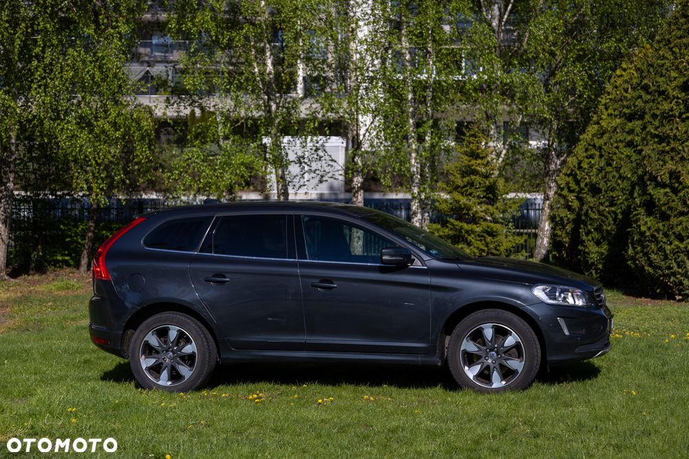 Volvo XC 60 D3 Momentum - 6