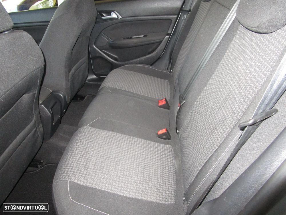 Peugeot 308 SW BlueHDi 120 EAT6 Stop & Start Allure - 13