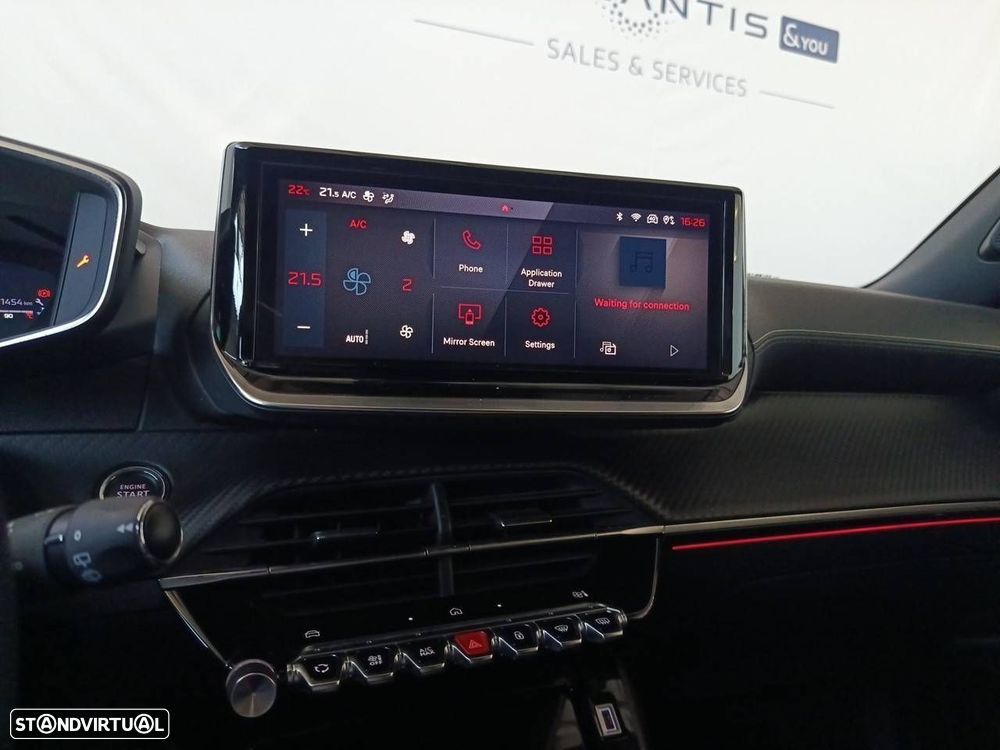 Peugeot 2008 1.2 PureTech GT EAT8 - 22