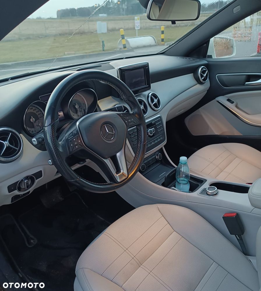 Mercedes-Benz CLA - 5