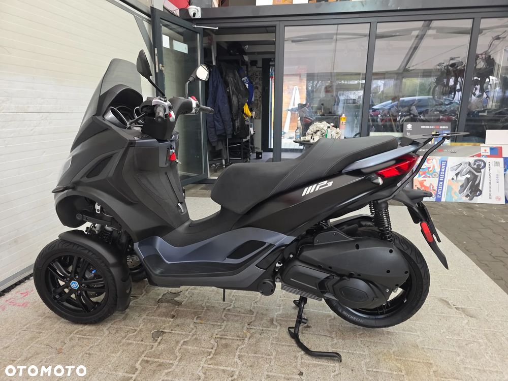 Piaggio MP-3 - 19