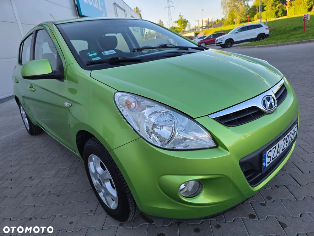 Hyundai i20 1.2 FIFA WM Edition - 9