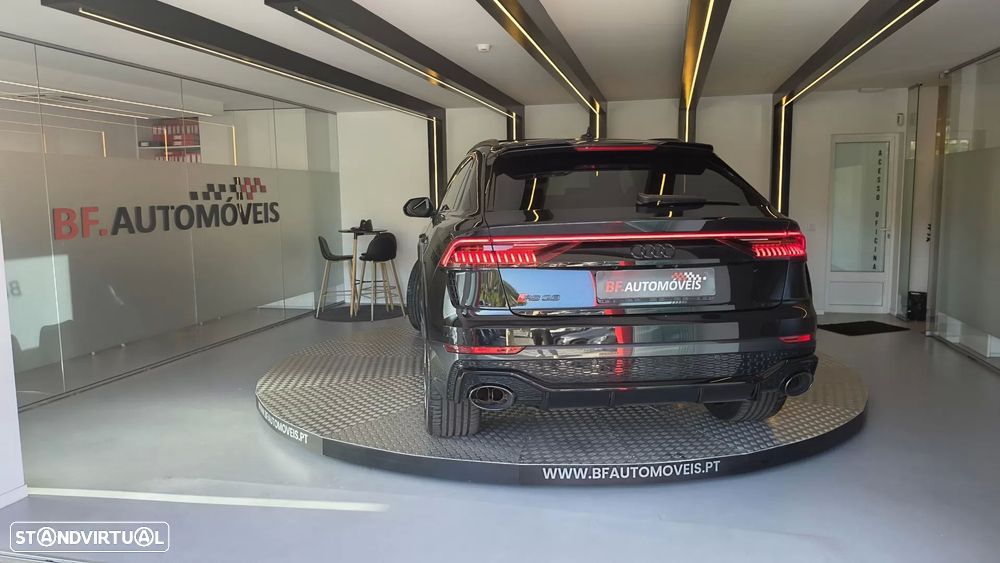 Audi RS Q8 4.0 TFSI quattro Tiptronic - 17